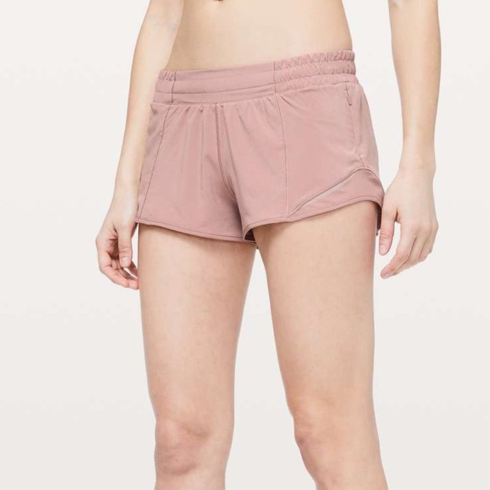 EUC Lululemon Hotty Hot Short II *2.5" Copper Coil 10 Reg